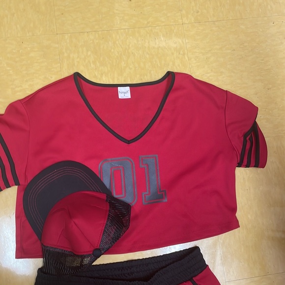 HALLOWEEN Adult Sport Costume Kit - Picture 5 of 7